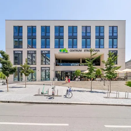 Blueground 7 Renovated Letna Park Prg-50 Apartment