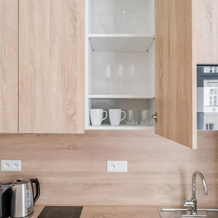 Blueground 7 Renovated Letna Park Prg-50 Apartment