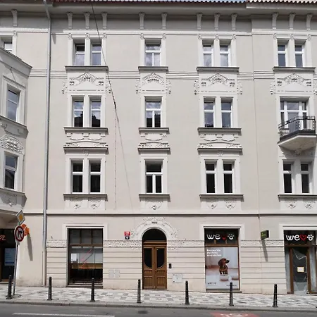 Apartment Blueground 7 Renovated Letna Park Prg-50 *
