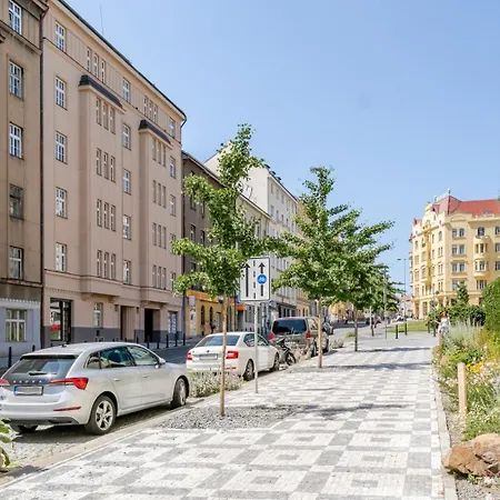 Apartment Blueground 7 Renovated Letna Park Prg-50 *