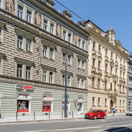 Blueground 7 Renovated Letna Park Prg-50 Apartment Prague